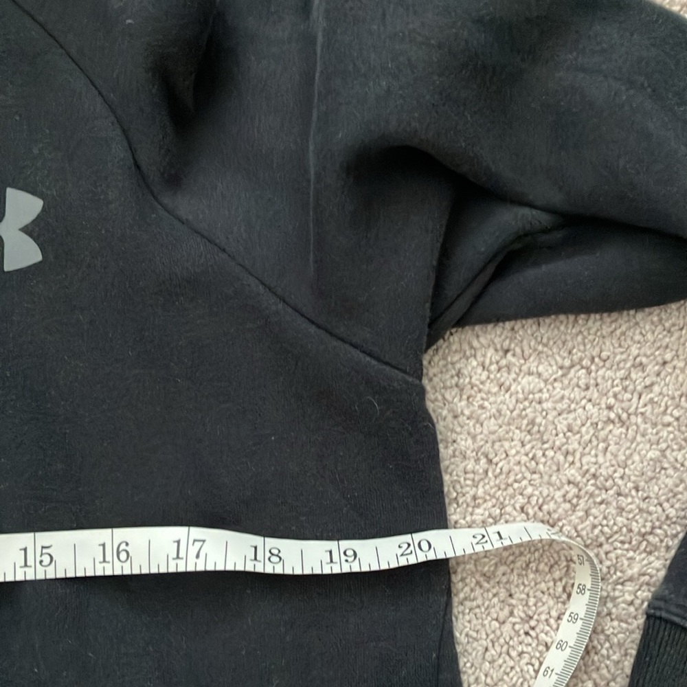 New Black Medium Perfect Condition Under Armour P… - image 3